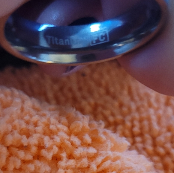 Titanium ring.  Size. 11 - Picture 8 of 8